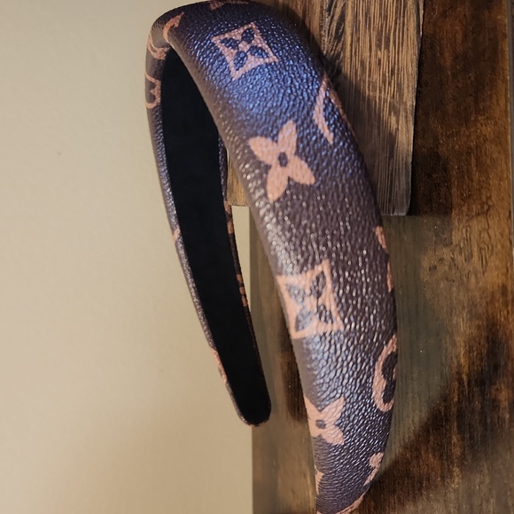 FASHION STYLE HEADBAND, NWOT - Picture 1 of 4